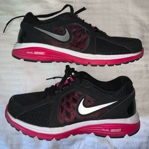 Women’s Dual Fusion Nike’s